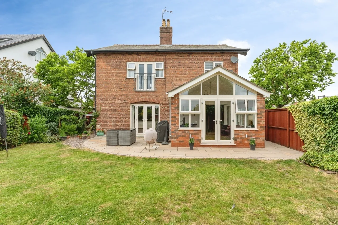 Station Road, Parkgate, CH64, photo 32