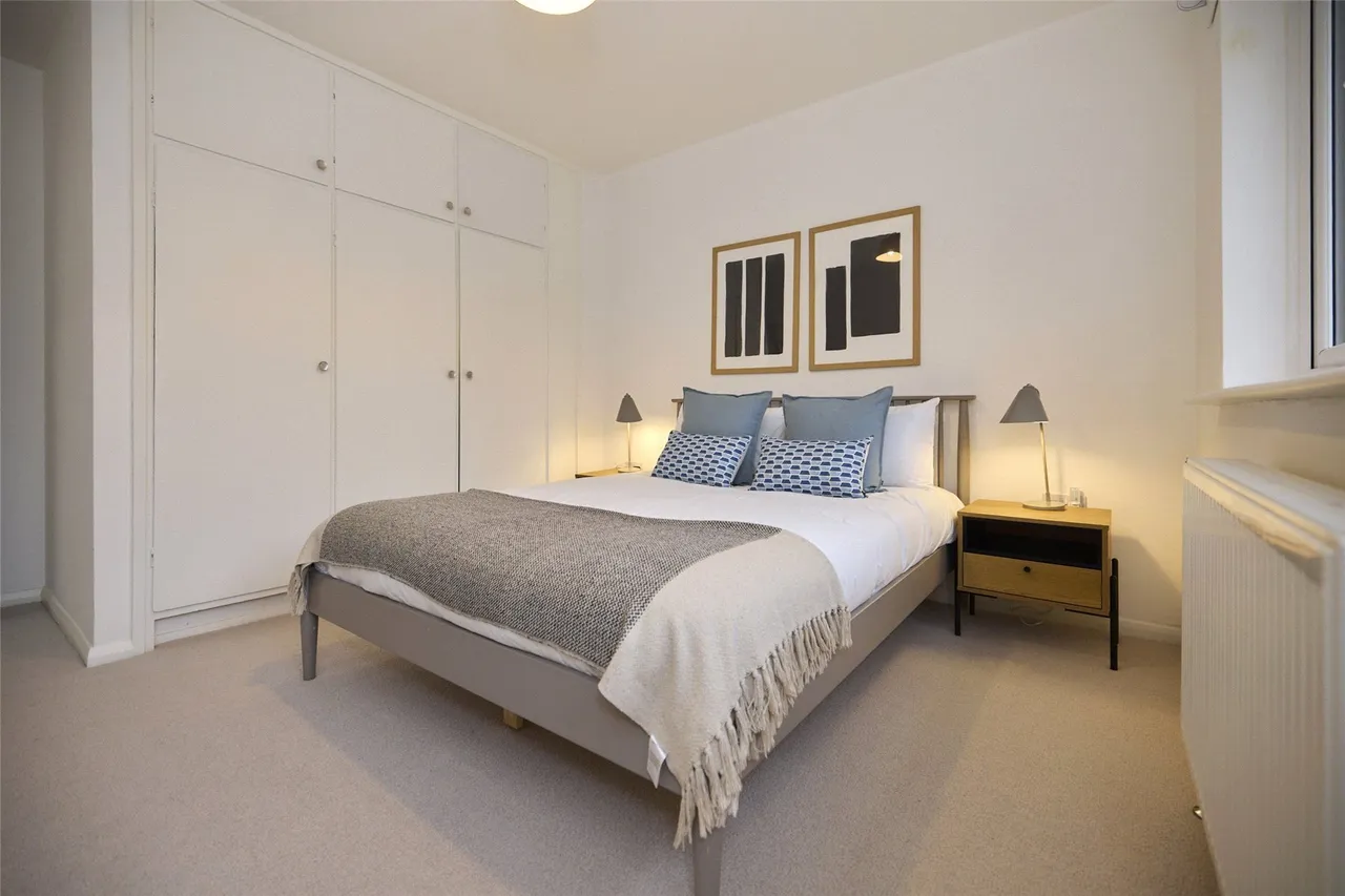 Ravenswood Court, Kingston Hill, Kingston upon Thames, KT2, photo 8