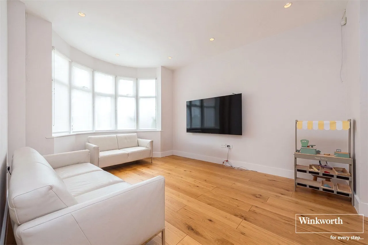 Egerton Gardens, Hendon, NW4, photo 13