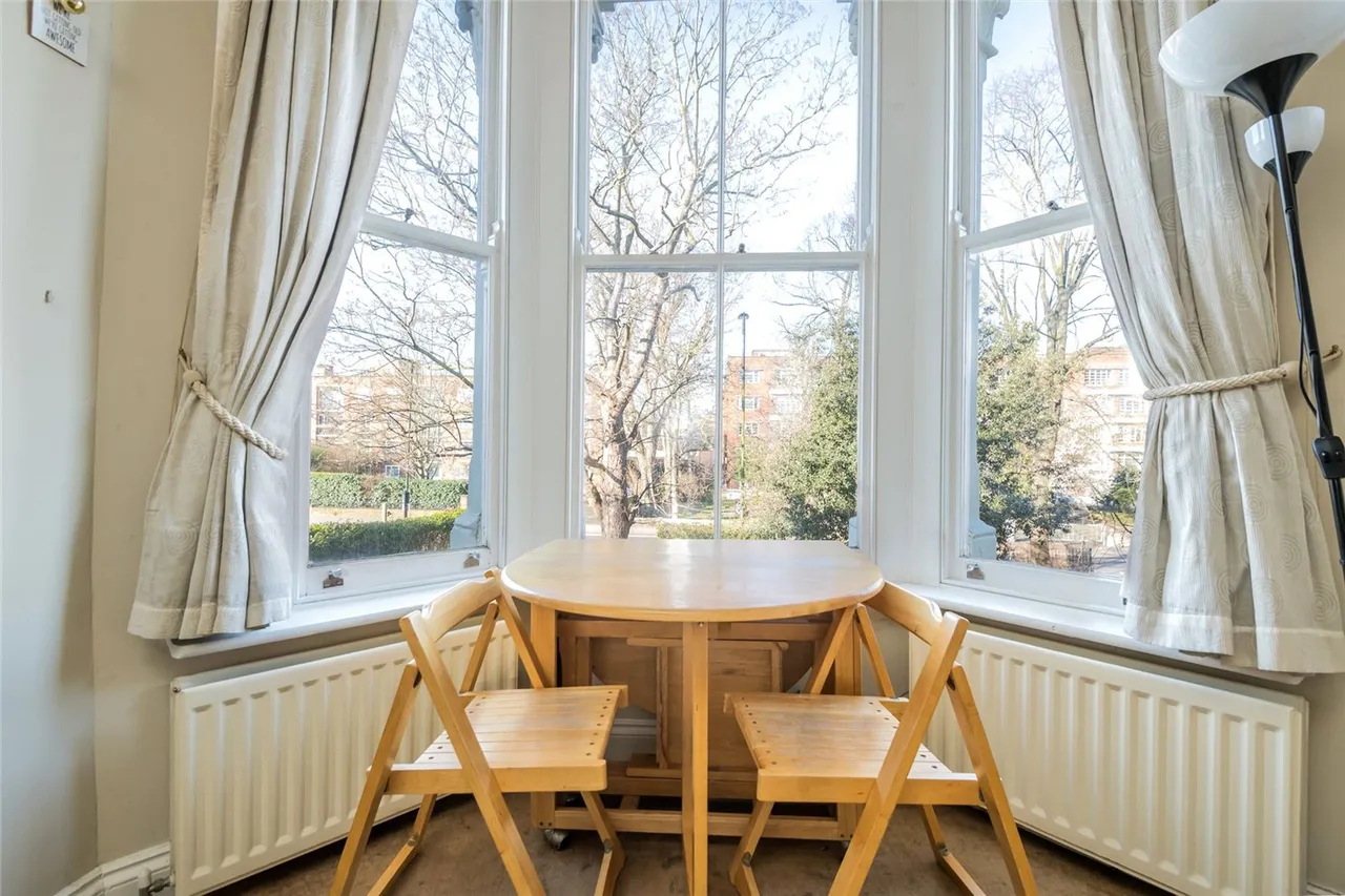 Effra Road, London, SW2, photo 4
