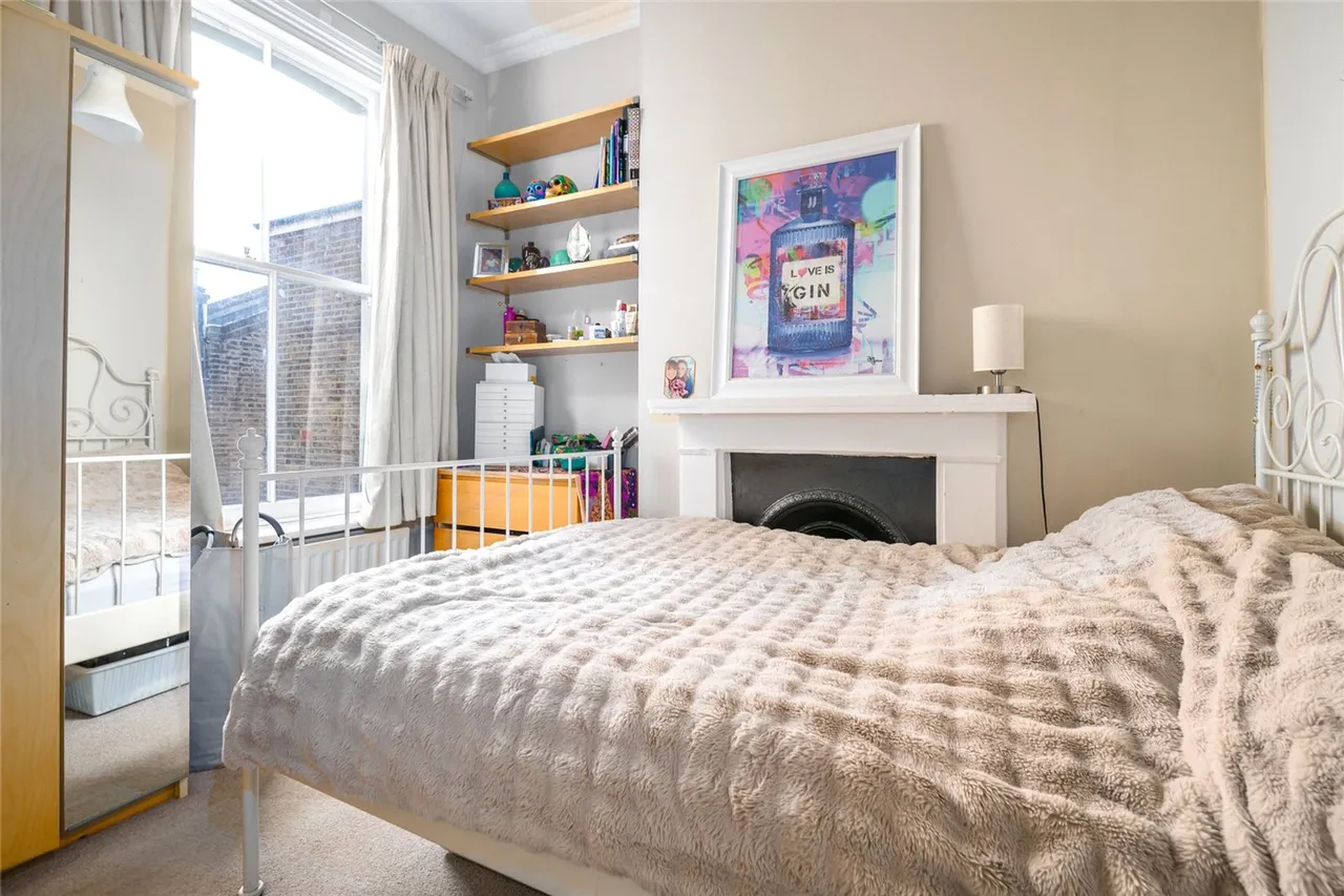 Effra Road, London, SW2, photo 9