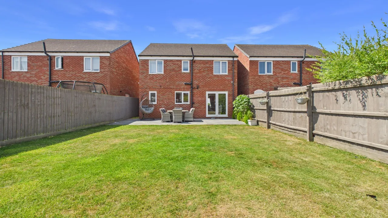 Littledale Crescent, Peterborough, PE2, photo 4