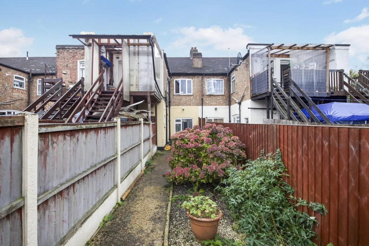 North Street, ROMFORD, Essex, RM1, photo 13
