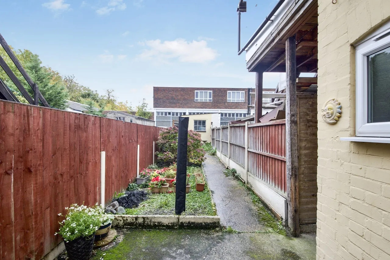 North Street, ROMFORD, Essex, RM1, photo 12