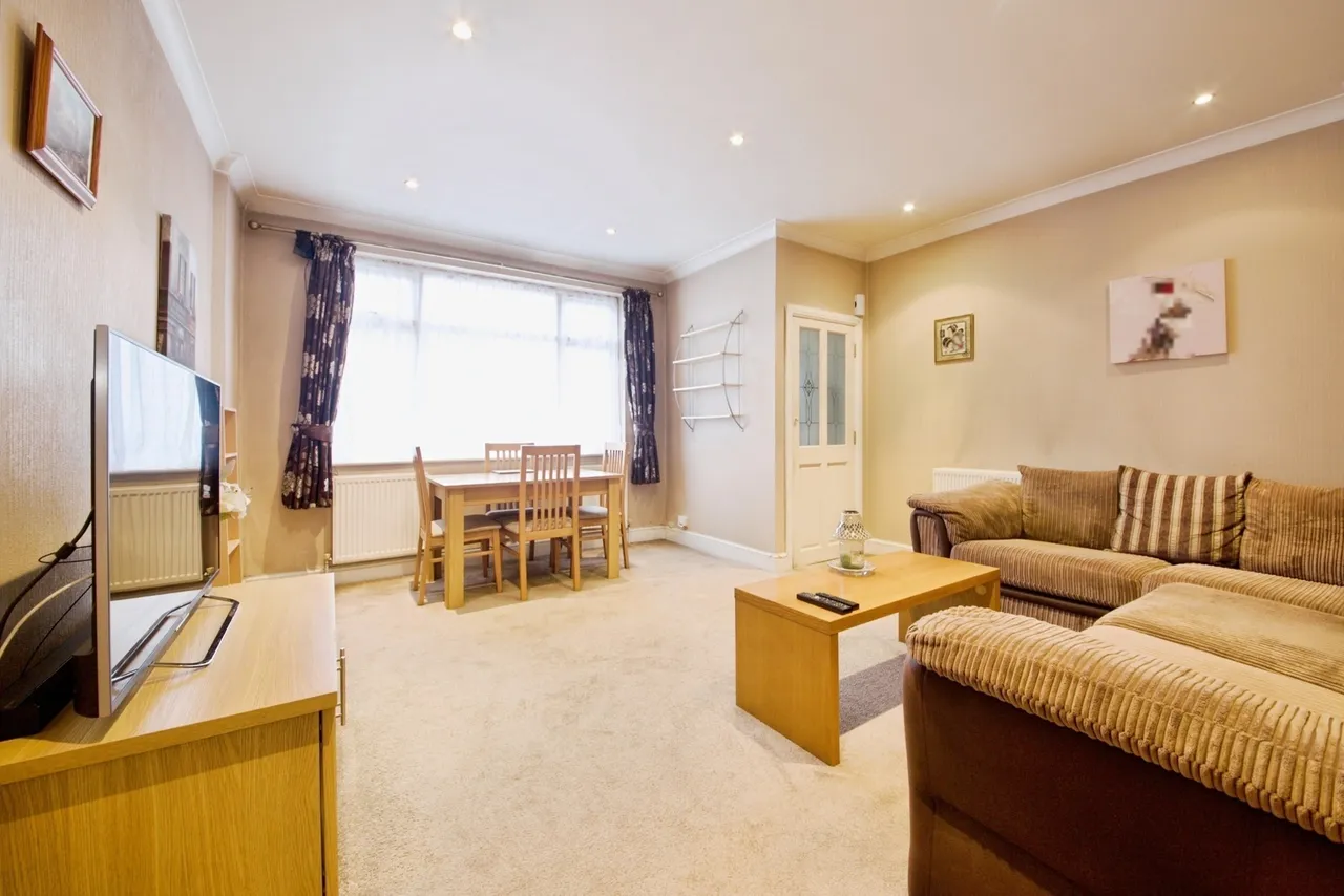 North Street, ROMFORD, Essex, RM1, photo 11