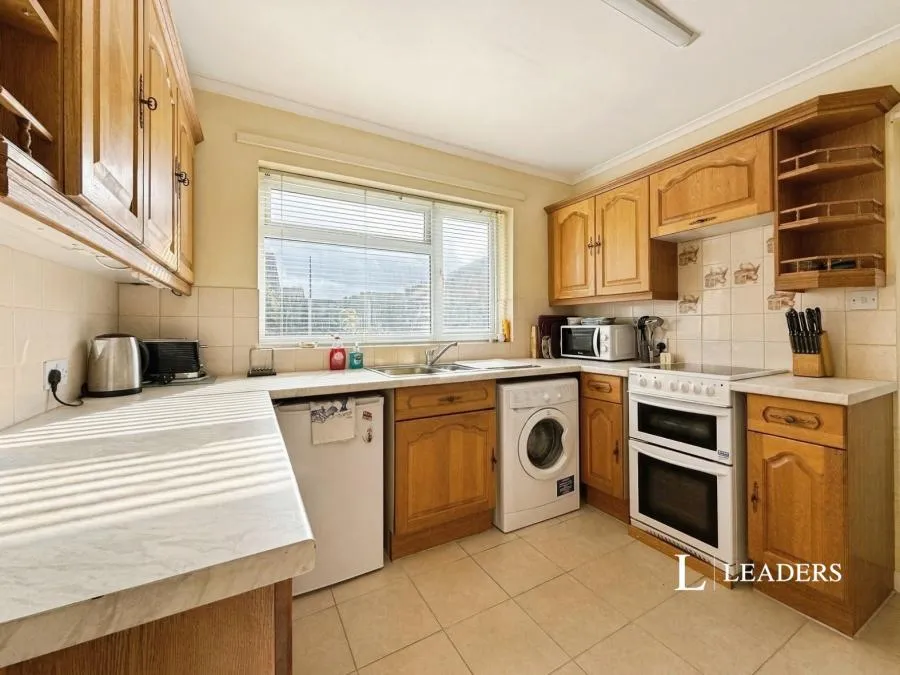 Station Close, Lingwood, NR13, photo 8