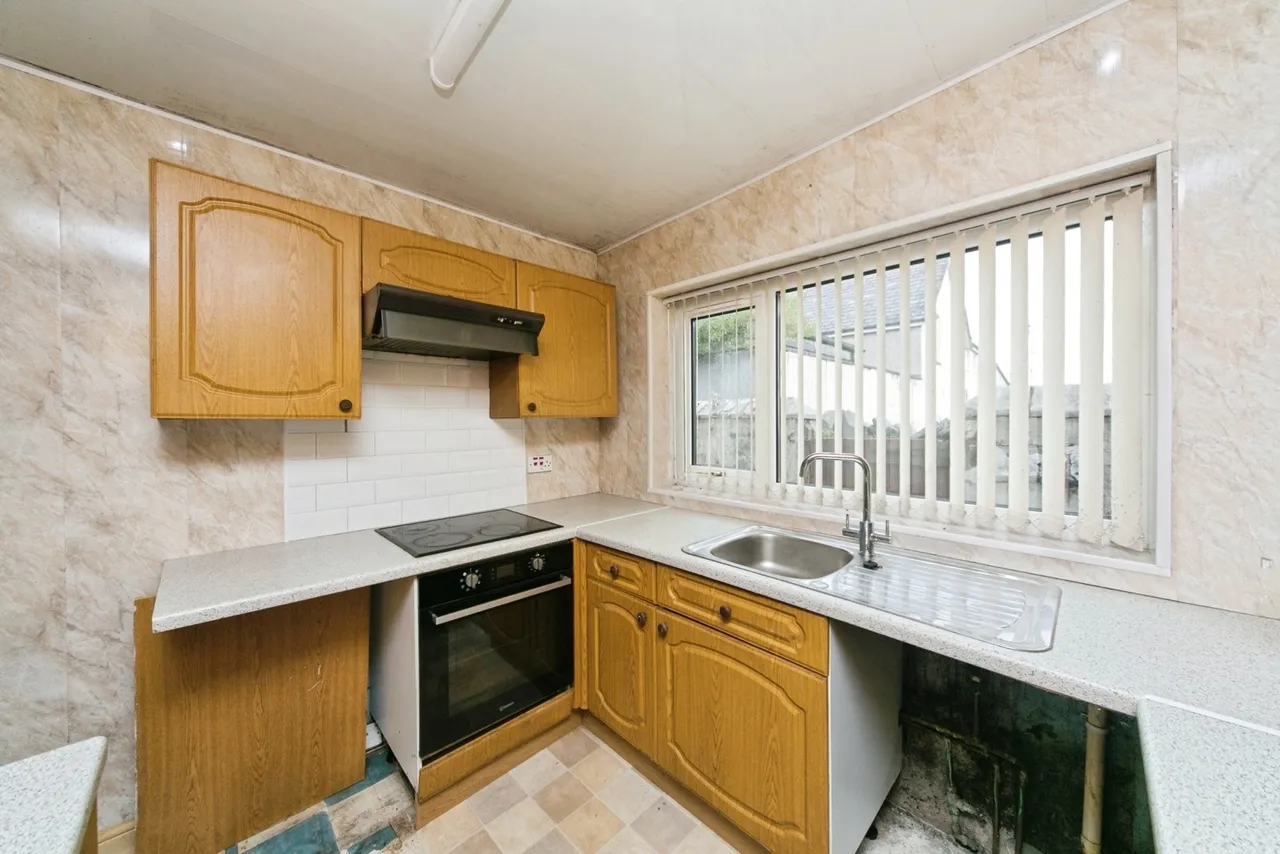 Station Road, Bethesda, LL57, photo 4