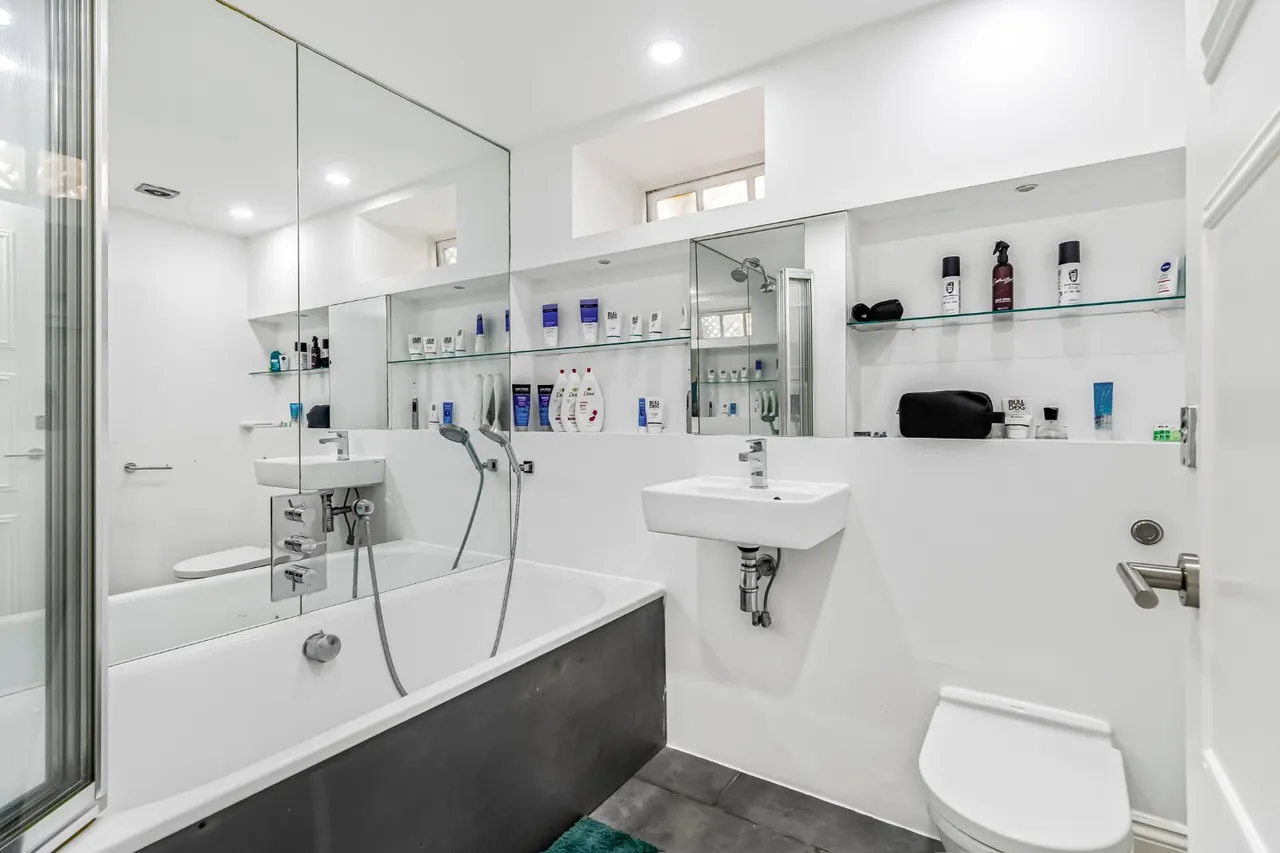Huntsworth Mews, Marylebone, London, NW1, photo 5