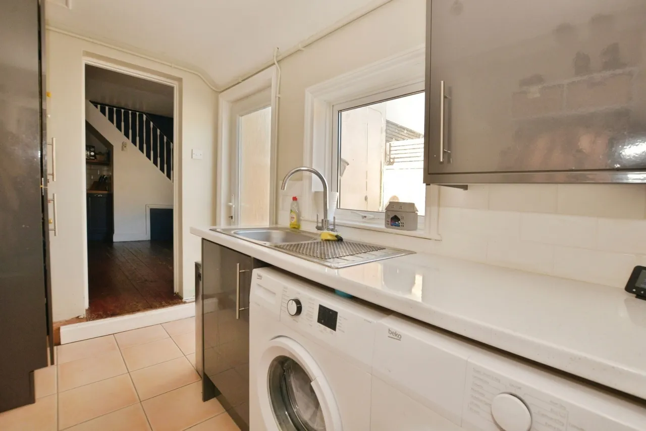 Manor Road, Lydd, TN29, photo 4