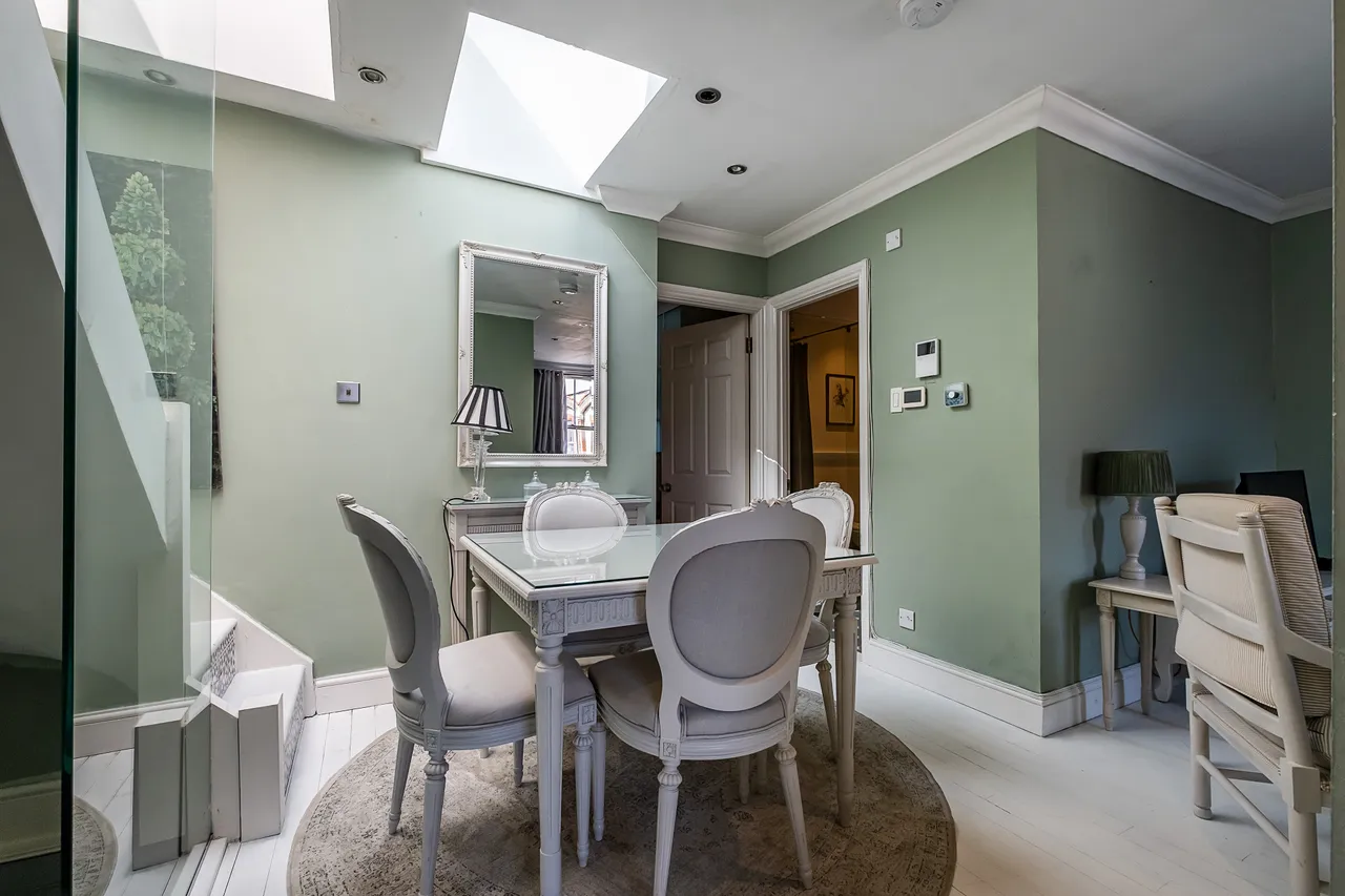 Cheniston Gardens, London, W8, photo 6