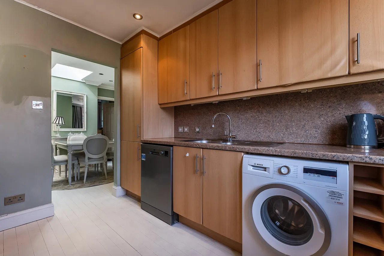 Cheniston Gardens, London, W8, photo 9