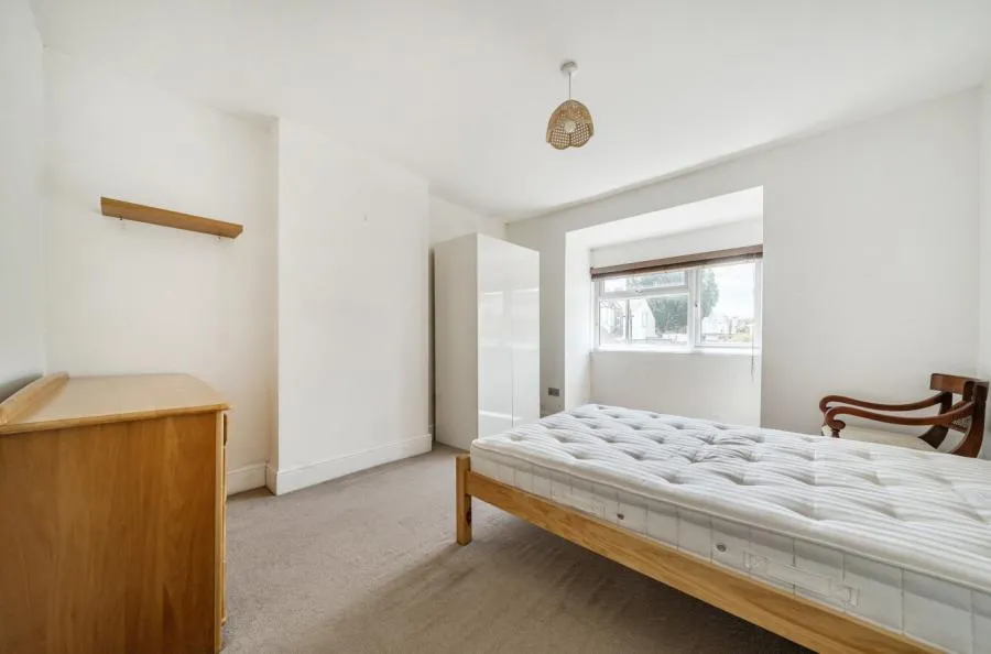 Clodien Avenue, Heath, CF14, photo 15