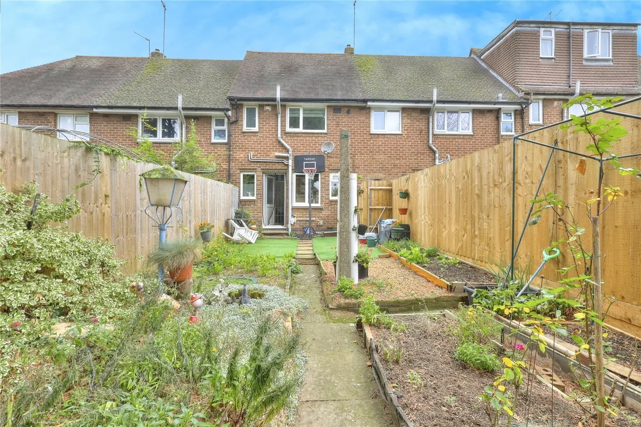 Nursery Lane, Northampton, Northamptonshire, NN2, photo 12