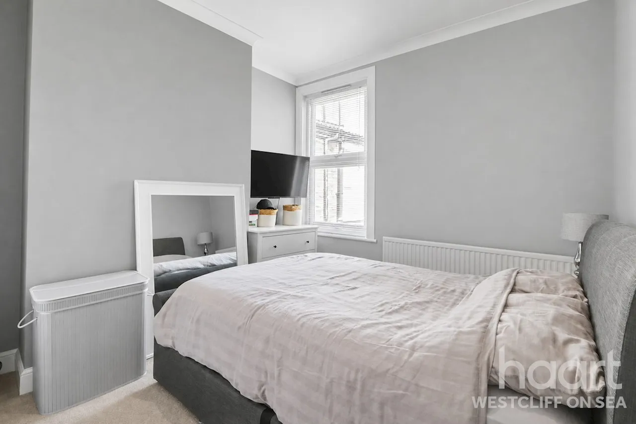 Hamlet Court Road, Westcliff-On-Sea, SS0, photo 5