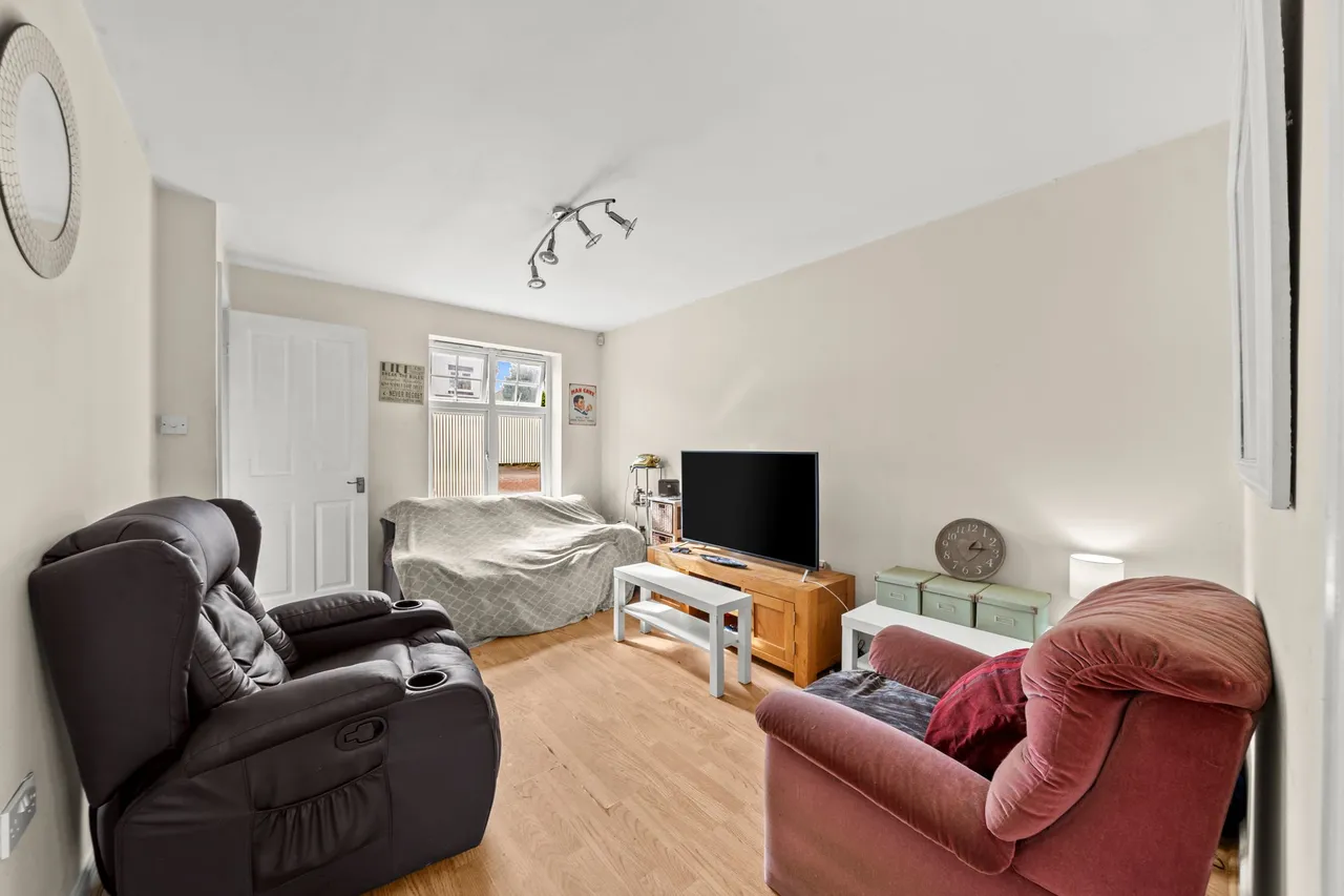 Langton Close, Newton-Le-Willows, WA12, photo 6