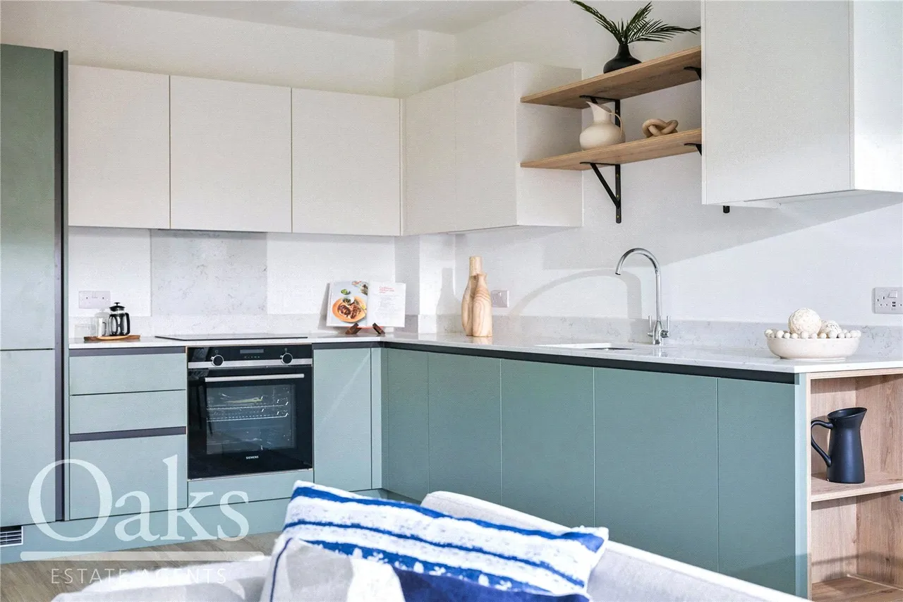 Birchanger Road, South Norwood, SE25, photo 12