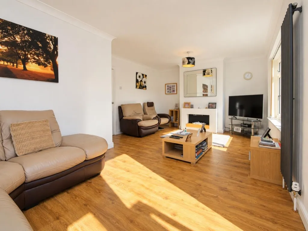 St Lukes Close, Spratton, photo 8