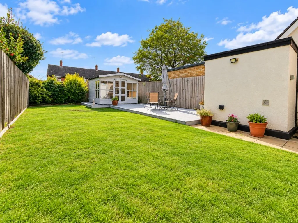 St Lukes Close, Spratton, photo 14