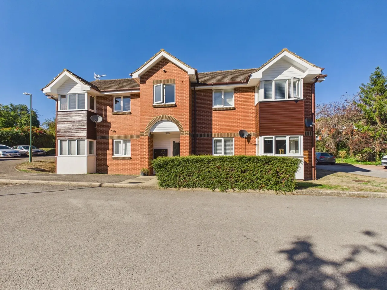 1 bed sycamore close, bourne end, buckinghamshire,sl8 for sale, Sycamore Close, Bourne End, SL8