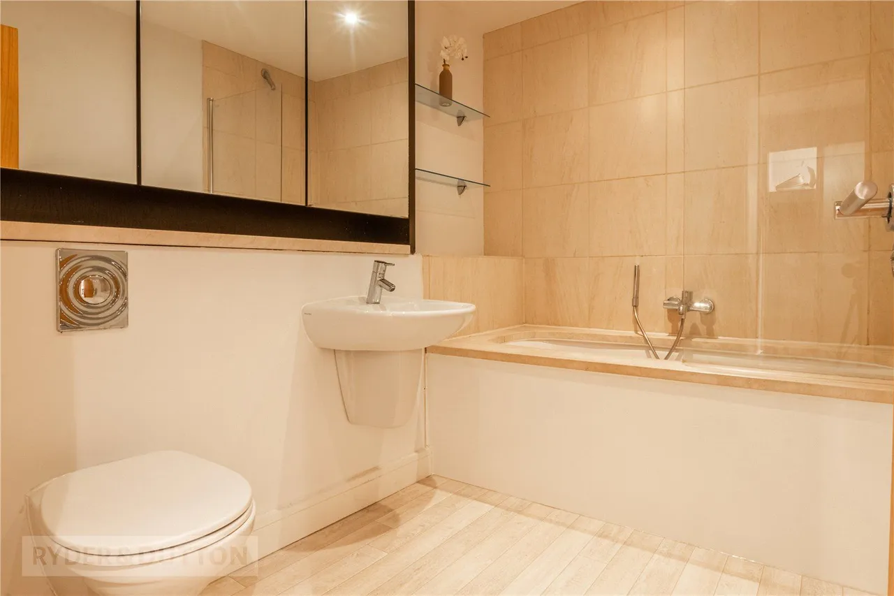 Firth Street, Huddersfield, HD1, photo 9
