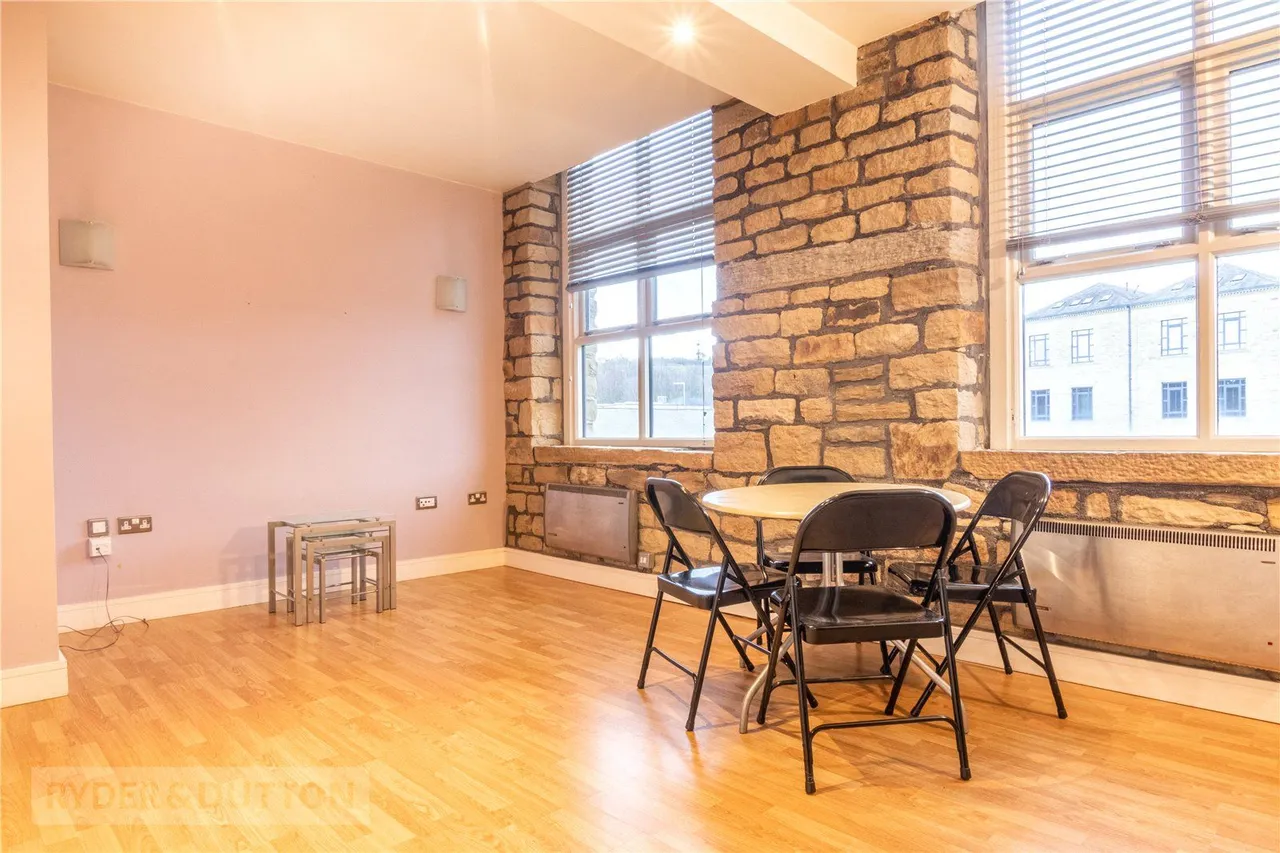 Firth Street, Huddersfield, HD1, photo 6