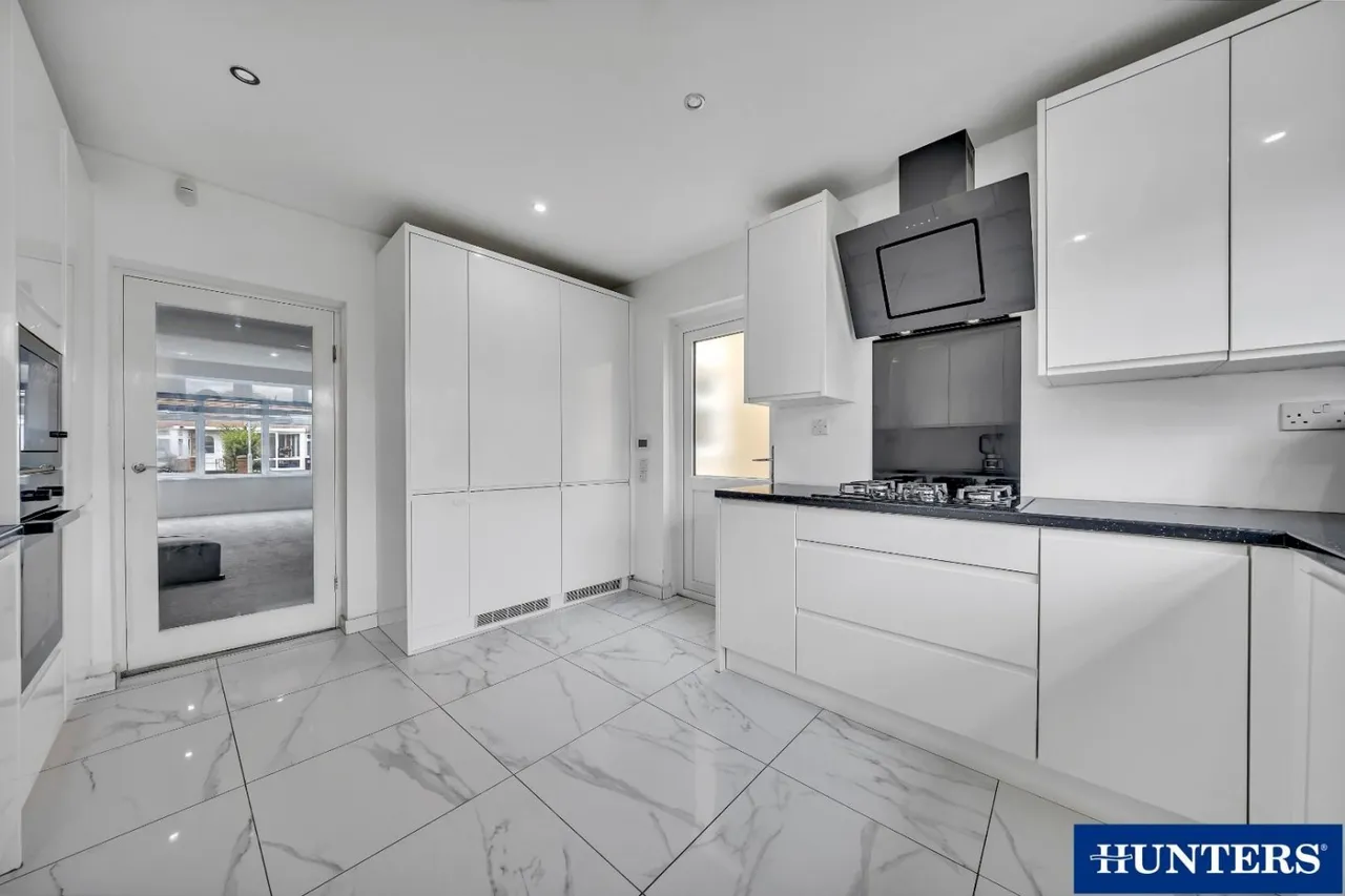 Temple Avenue, Dagenham, RM8, photo 7