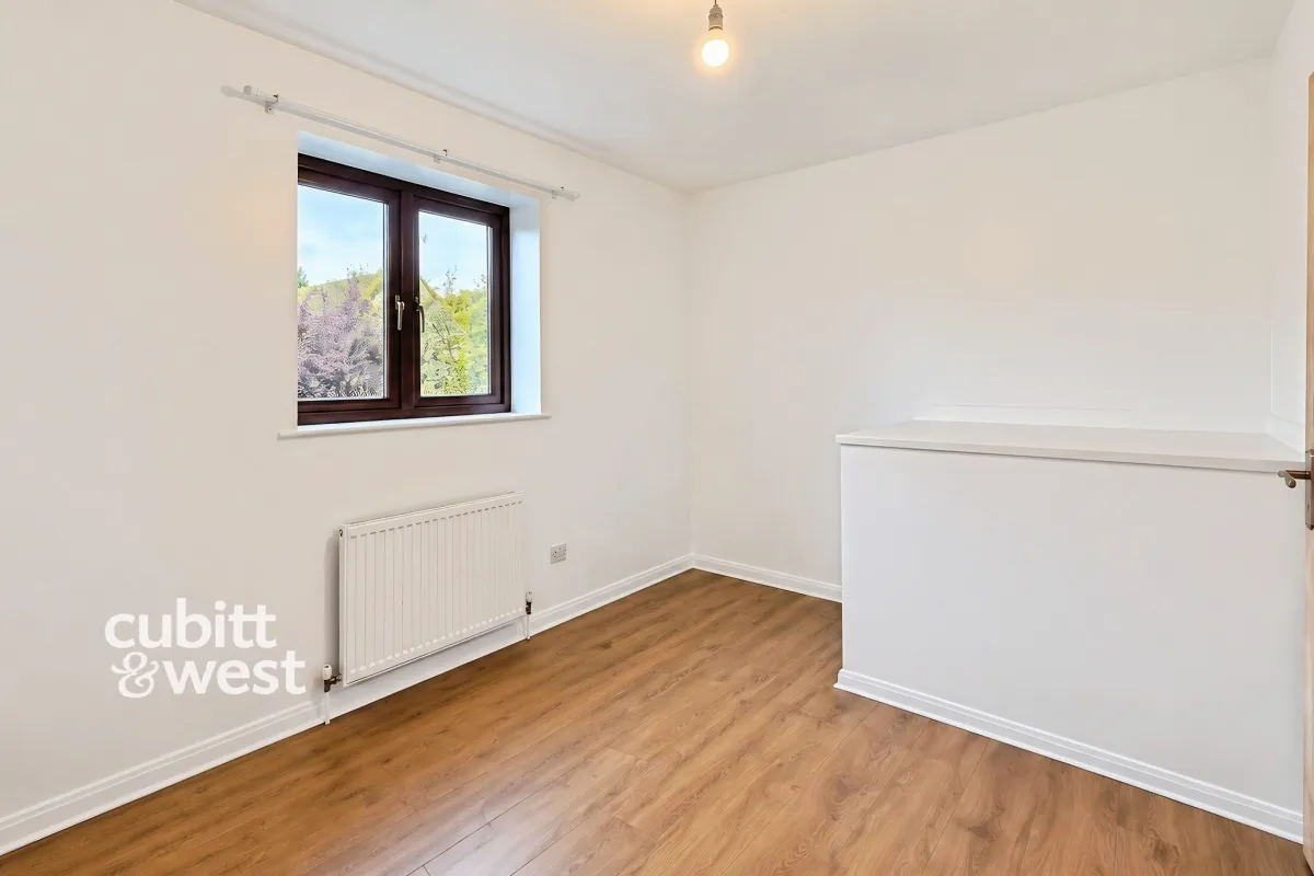 Highfield Lane, Oving, PO20, photo 8
