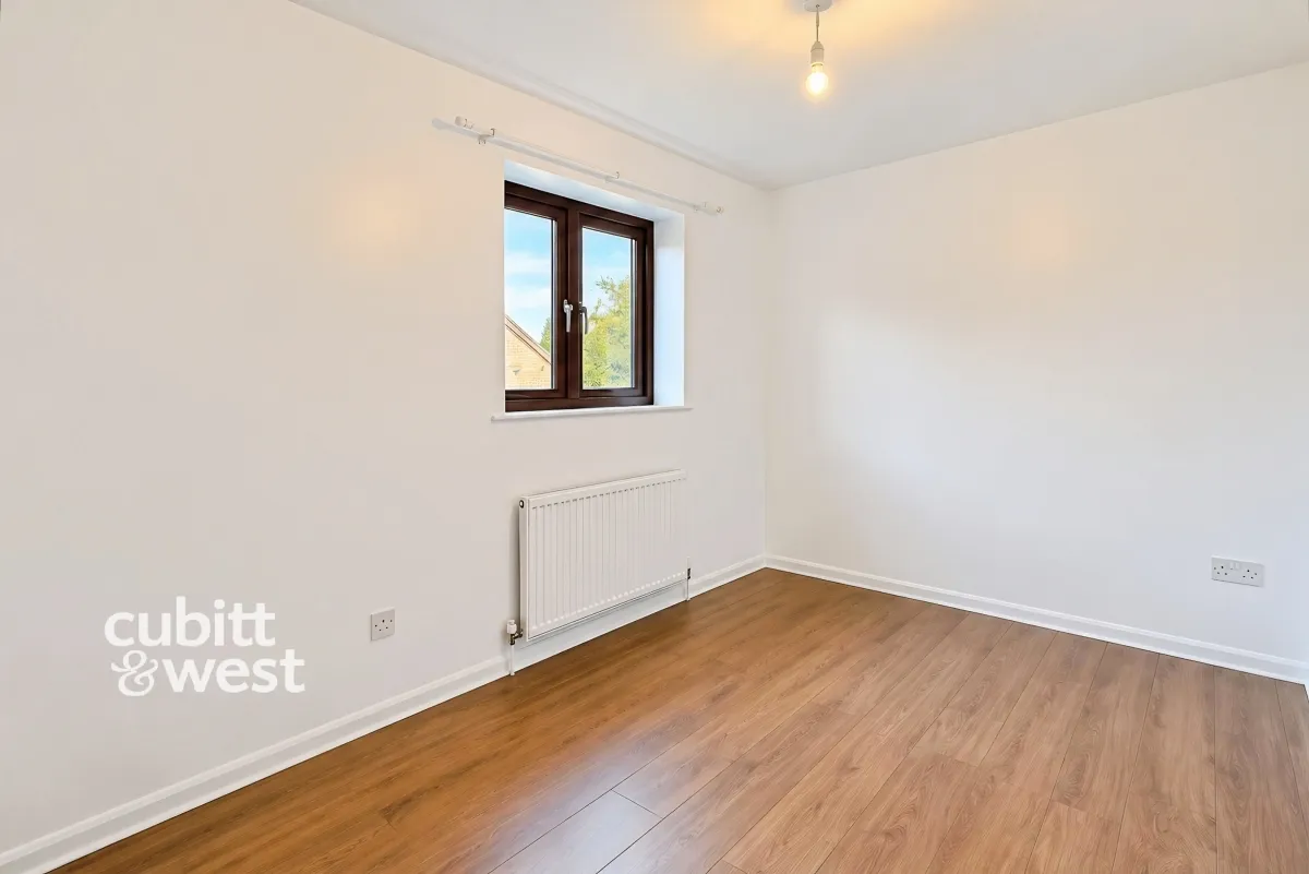 Highfield Lane, Oving, PO20, photo 7
