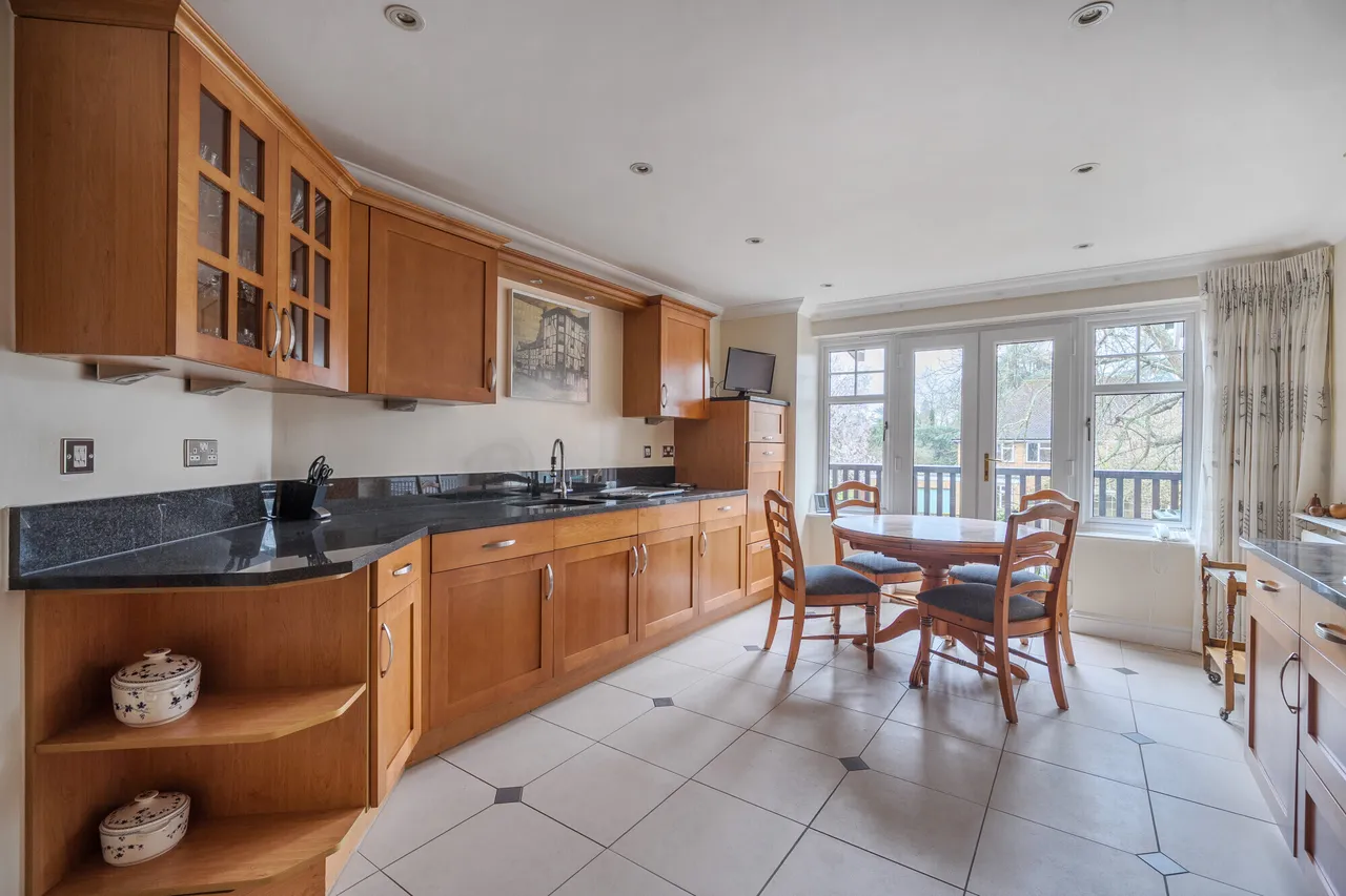 Heritage Gate, Gerrards Cross, SL9, photo 3