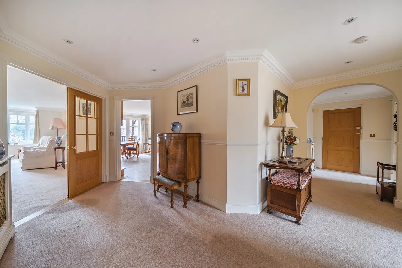 Heritage Gate, Gerrards Cross, SL9, photo 9