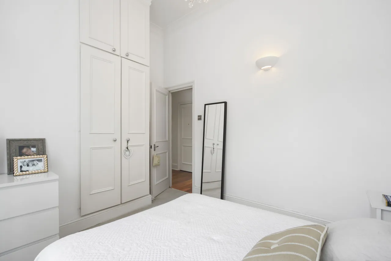 First Floor, 123 Westbourne Park Road, London, photo 7