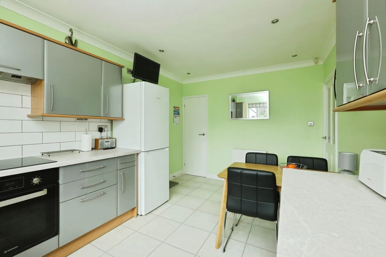 Moorlands, Wickersley, Rotherham, South Yorkshire, S66, photo 10