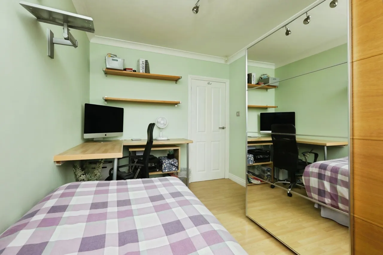 Moorlands, Wickersley, Rotherham, South Yorkshire, S66, photo 17