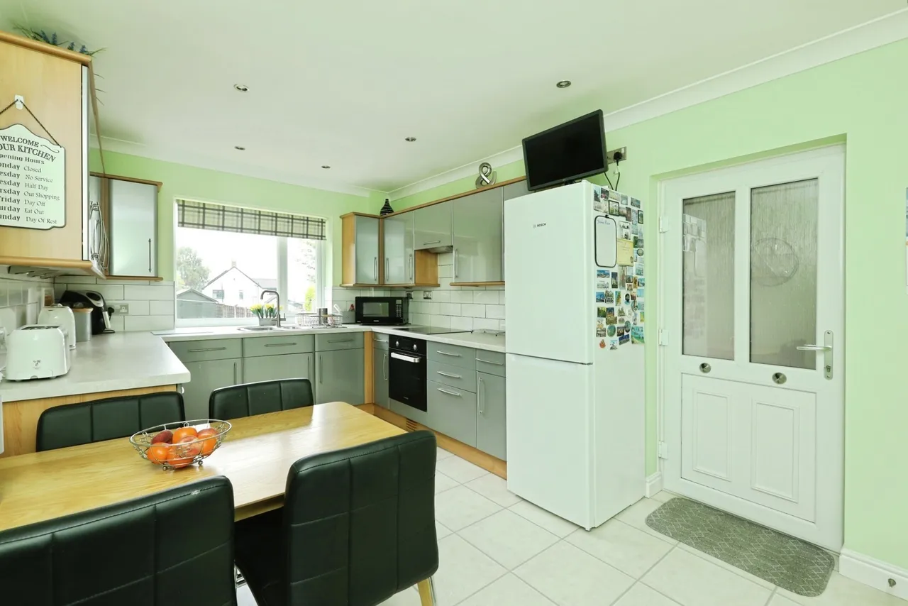 Moorlands, Wickersley, Rotherham, South Yorkshire, S66, photo 9