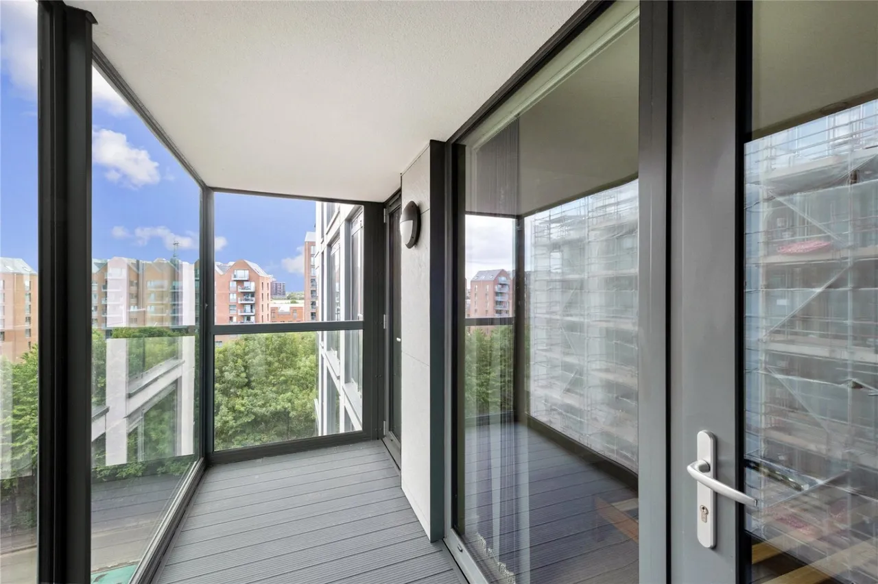 Waterside Way, London, N17, photo 19