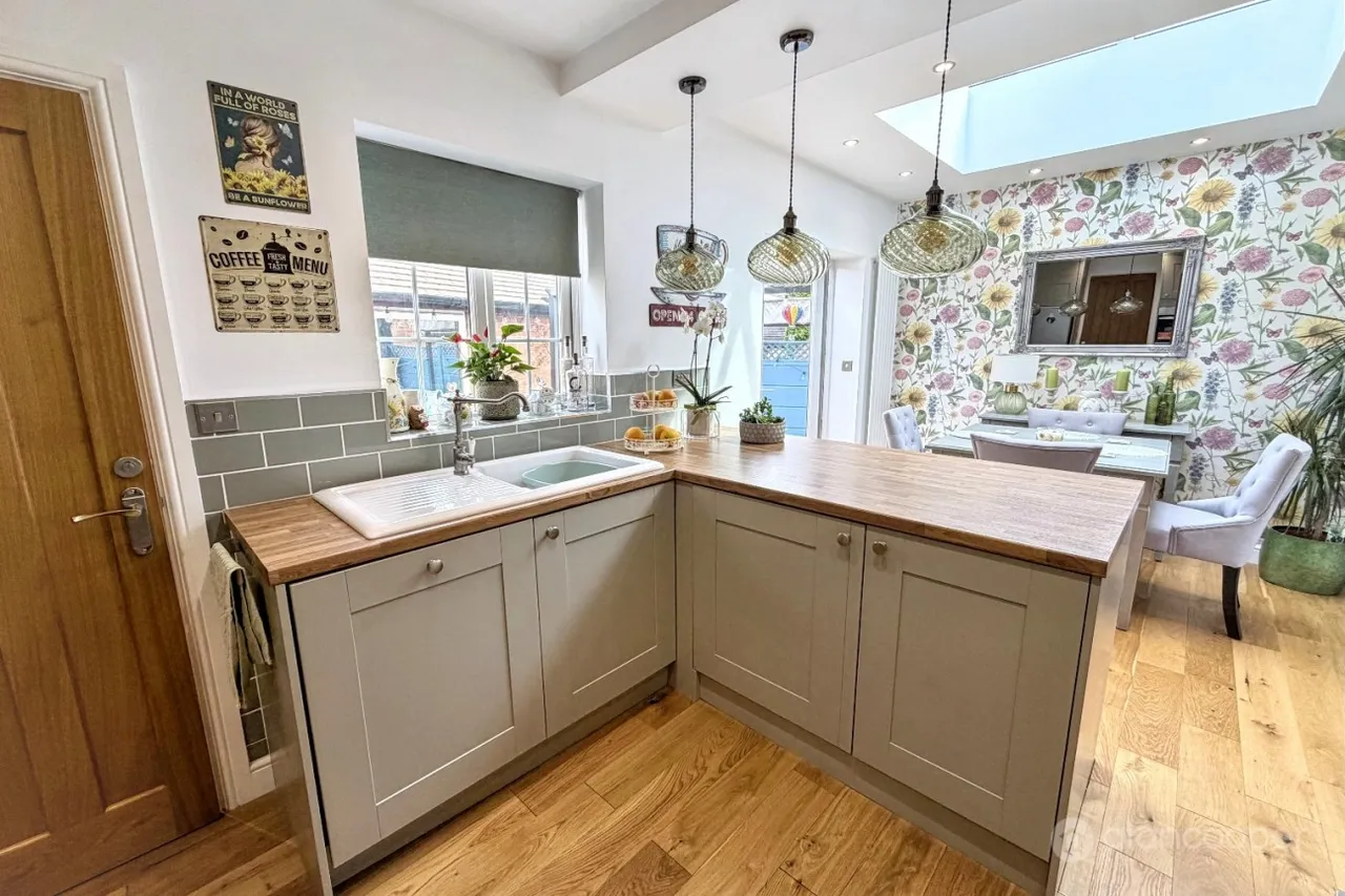 High Street, Stoke Golding, CV13, photo 10