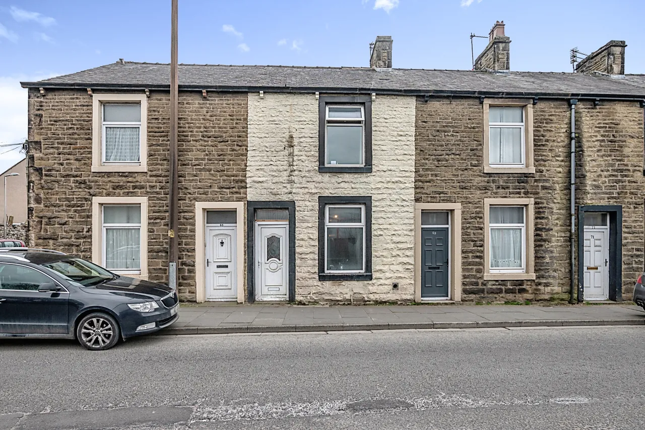 2 bed house for sale, Peel Street, Clitheroe, BB7