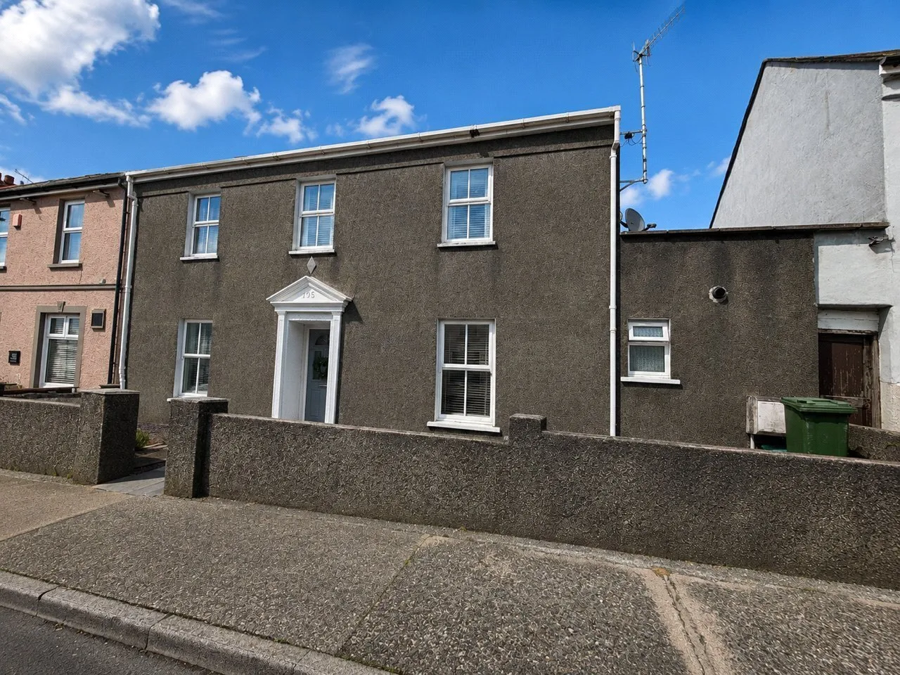 Charles Street, Milford Haven, SA73, photo 34