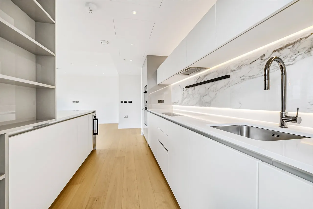 White City Living, White City, W12, photo 6