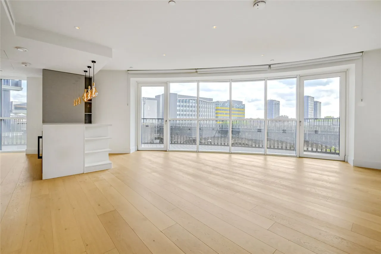 White City Living, White City, W12, photo 4