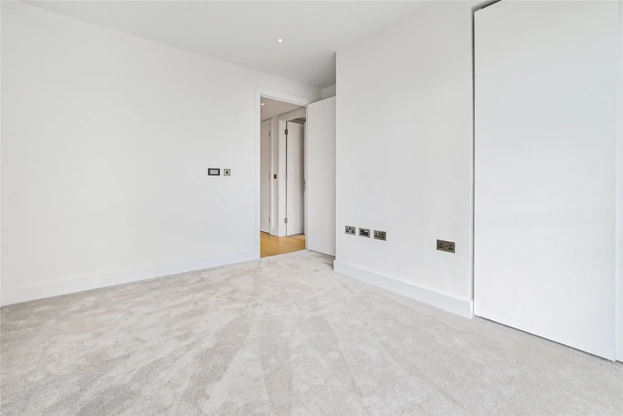 White City Living, White City, W12, photo 10