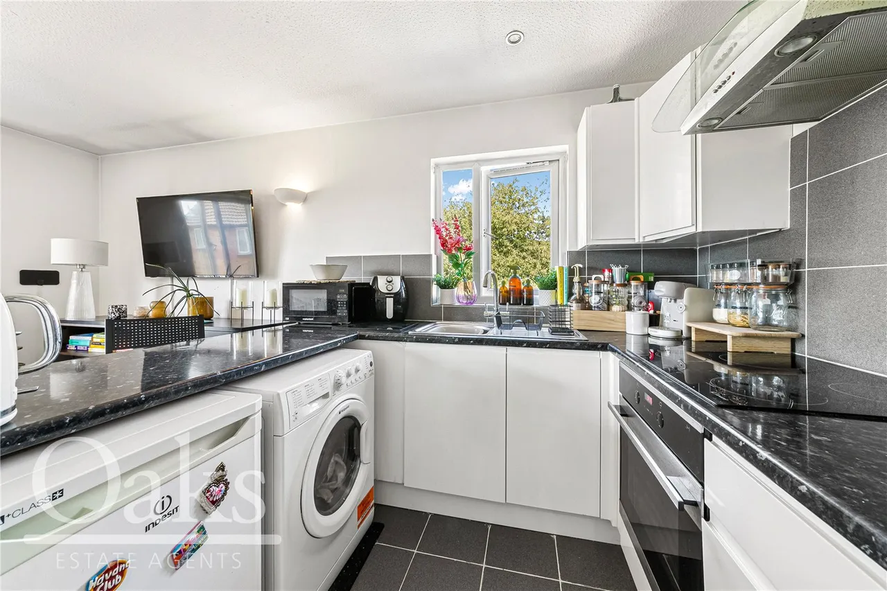 Coe Avenue, South Norwood, SE25, photo 4