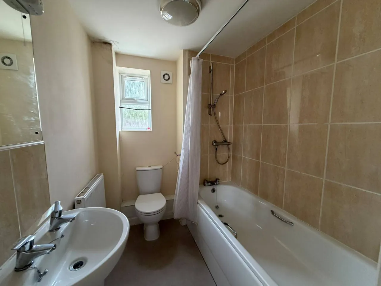 Cambridge Way, Cullompton, photo 5
