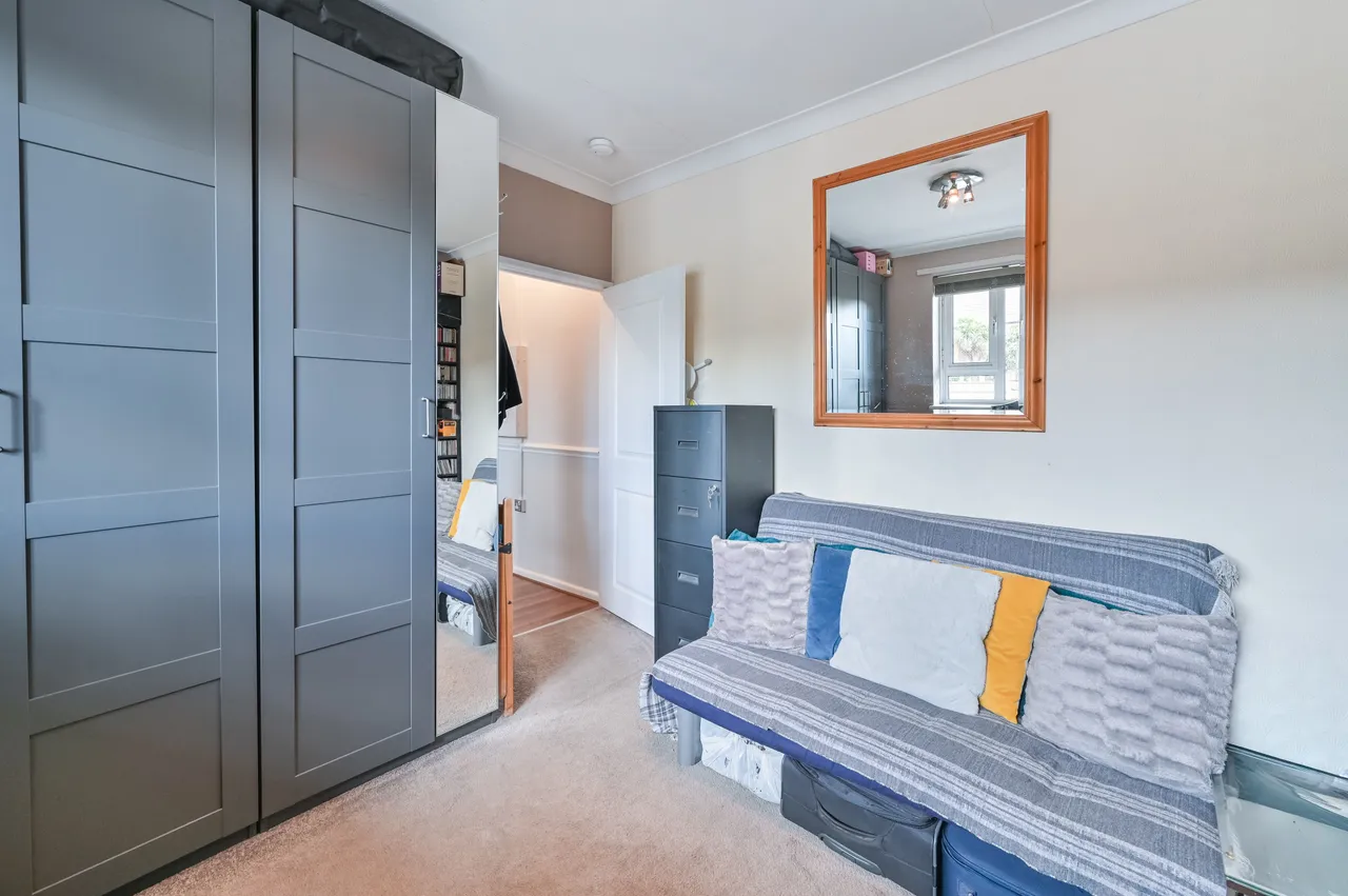 4 Michaelson House, Kingswood Estate, London, photo 7