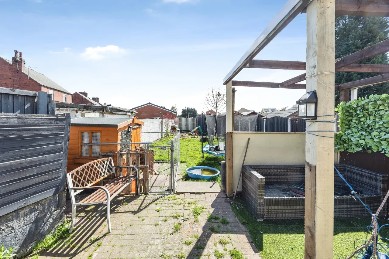 Quarry Avenue, Knottingley, WF11, photo 15