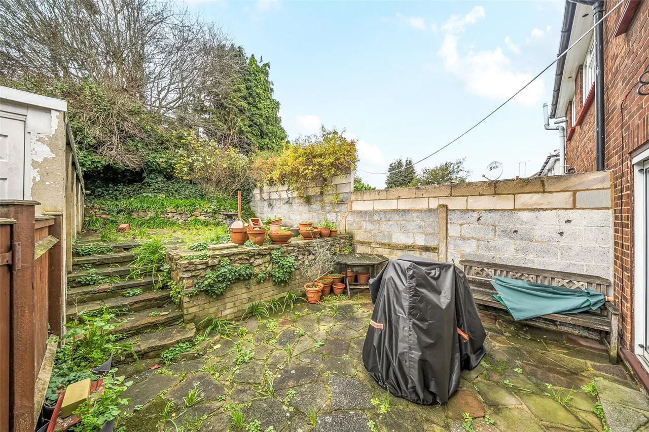 Upper Wickham Lane, DA16, photo 4