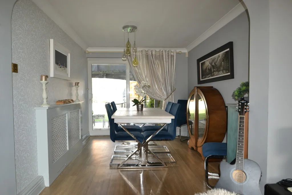 Hampton Drive, Newport, photo 8