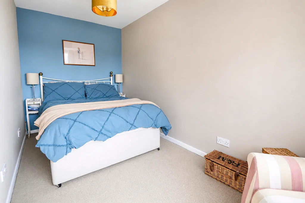 Hampton Drive, Newport, photo 18