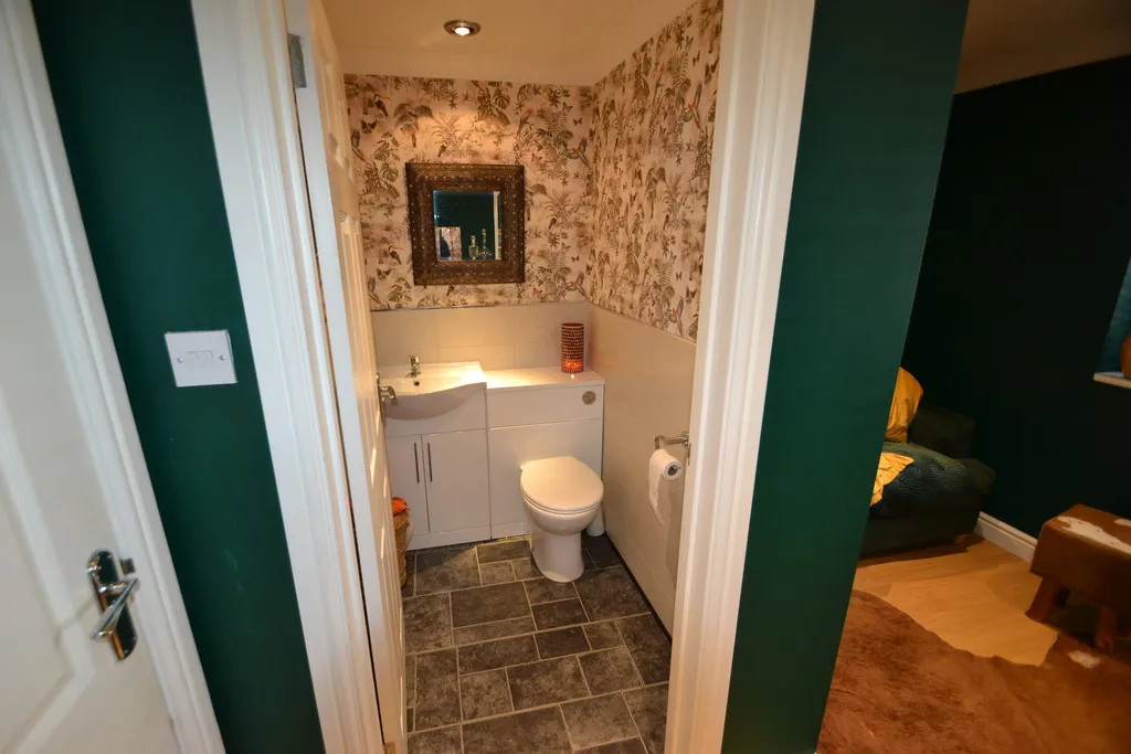 Hampton Drive, Newport, photo 24