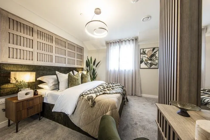 High Street, Brentford, TW8, photo 5